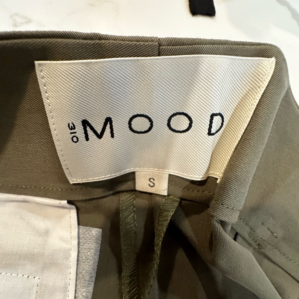 310MOOD Cropped Olive Green Straight Leg/Wide Leg Pants-Size Small - Picture 3 of 6